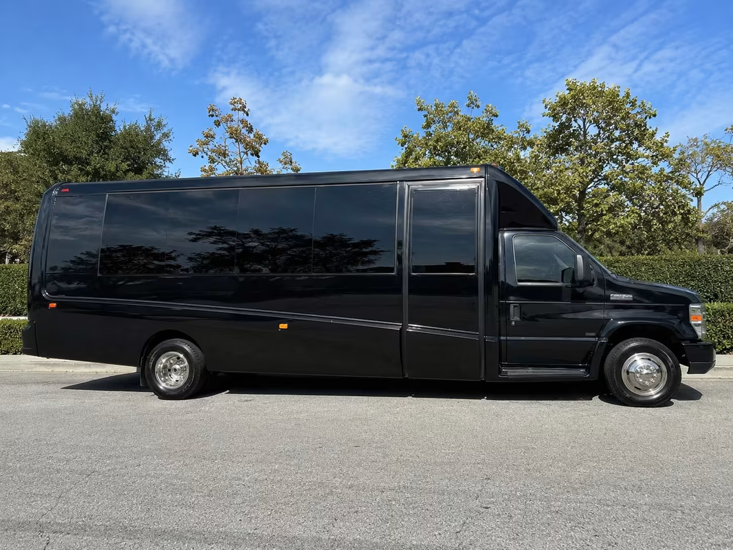 18 passenger minibus