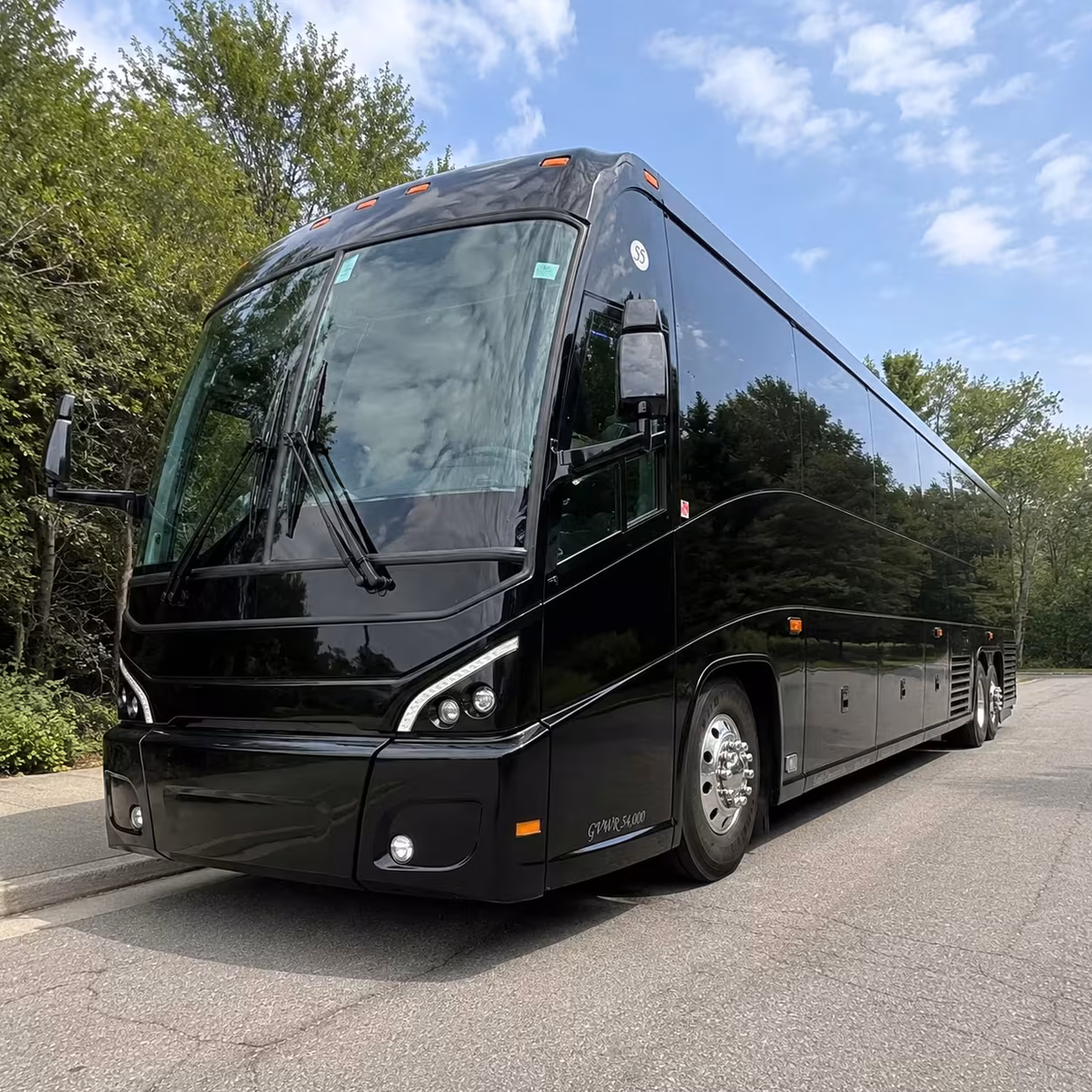 macon shuttle buses between robins air force base and downtown