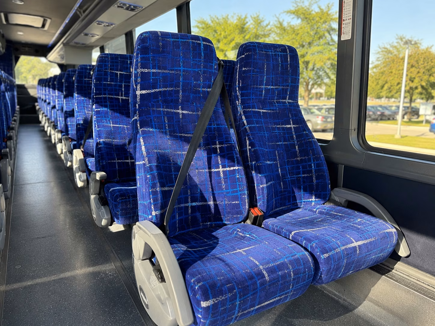 macon wedding shuttle buses between ceremony and reception venues